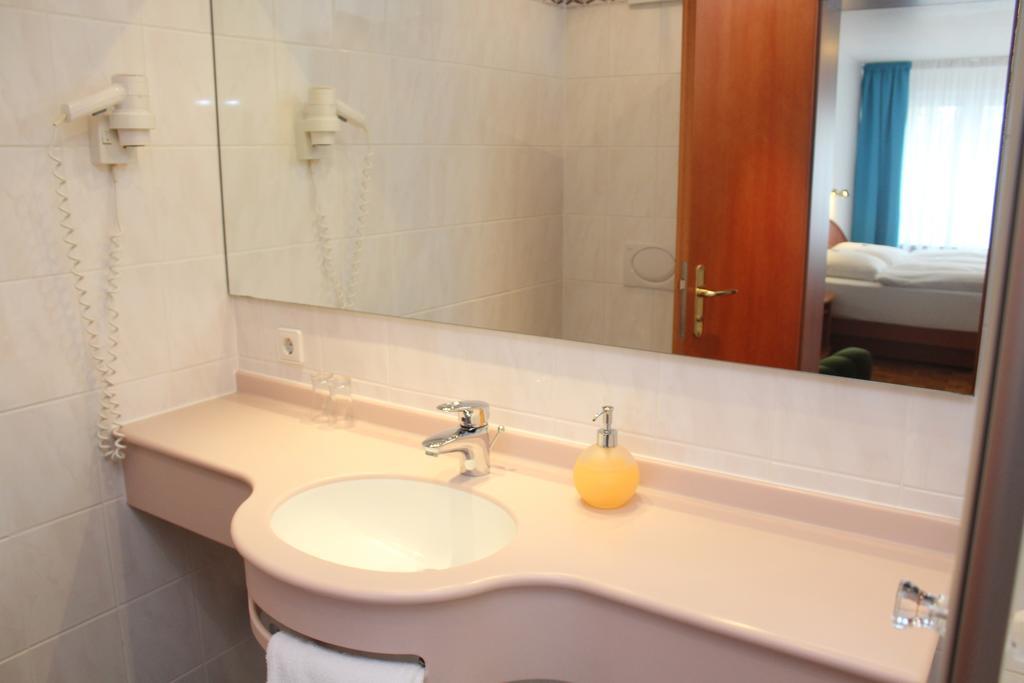 Hotel Sonne Leinfelden-Echterdingen Chambre photo