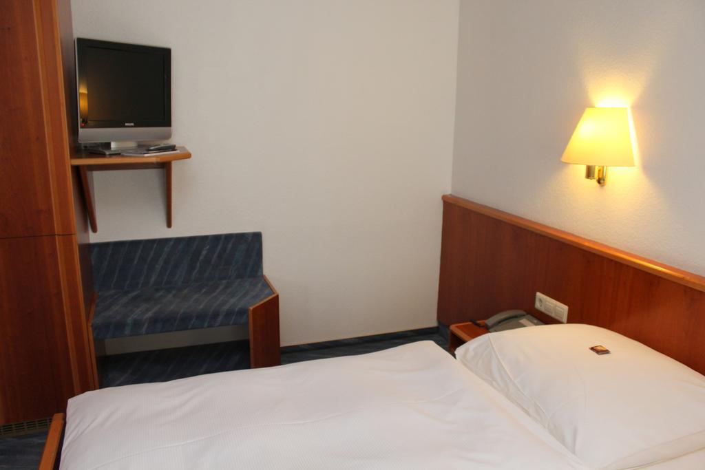 Hotel Sonne Leinfelden-Echterdingen Chambre photo