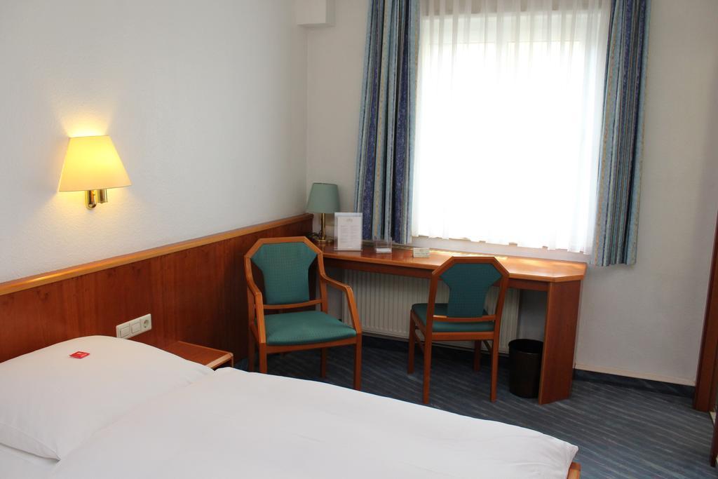 Hotel Sonne Leinfelden-Echterdingen Chambre photo